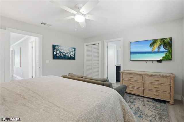 742 99th AVE N, Naples, FL 34108