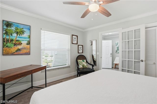 742 99th AVE N, Naples, FL 34108