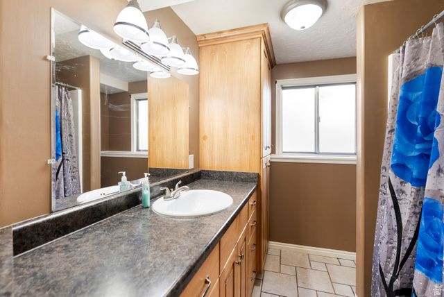 952 W 330 S, Logan, UT 84321