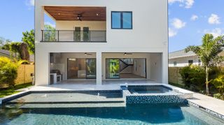 2608 N RIDGEWOOD AVENUE, Tampa, FL 33602