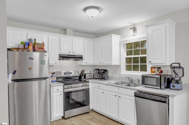 102 Pyle Court, Spartanburg, SC 29306