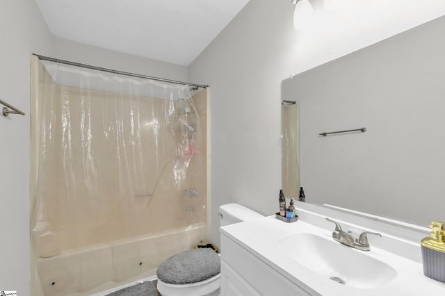 102 Pyle Court, Spartanburg, SC 29306