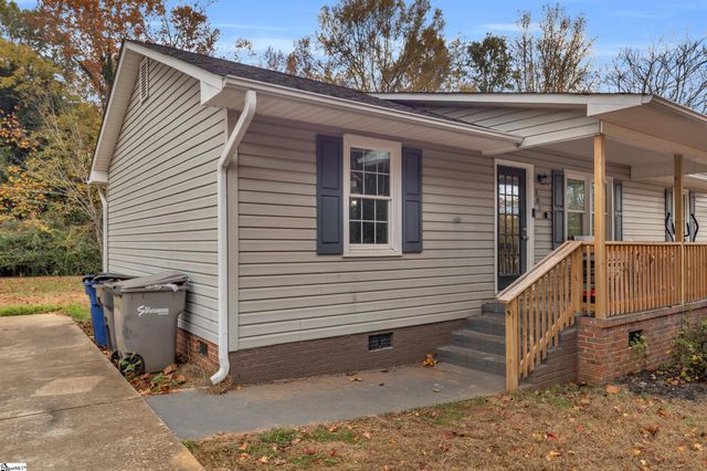 102 Pyle Court, Spartanburg, SC 29306