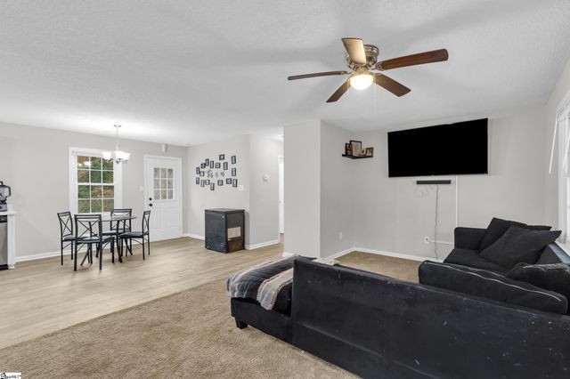 102 Pyle Court, Spartanburg, SC 29306