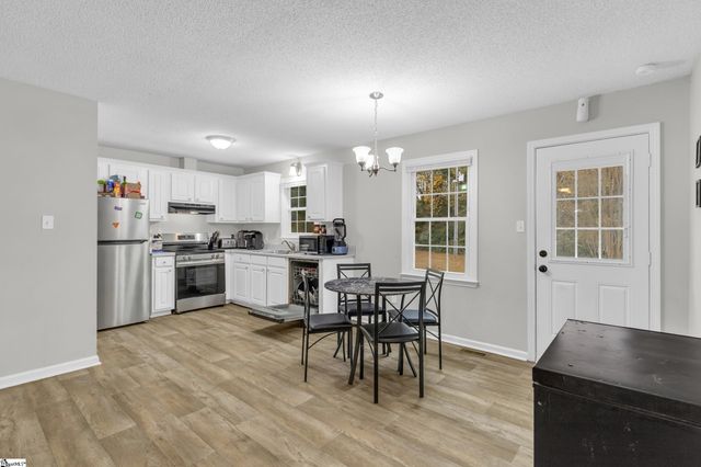 102 Pyle Court, Spartanburg, SC 29306