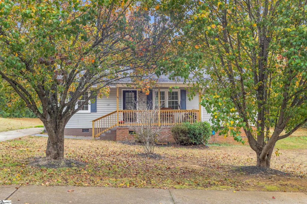 102 Pyle Court, Spartanburg, SC 29306