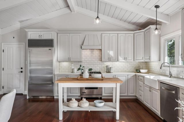 354 Devonshire Boulevard, San Carlos, CA 94070