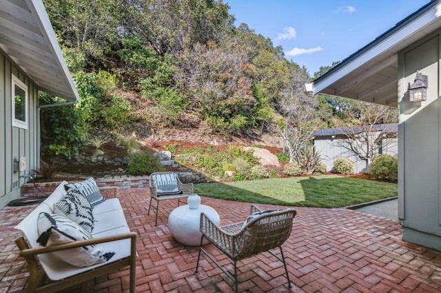 354 Devonshire Boulevard, San Carlos, CA 94070