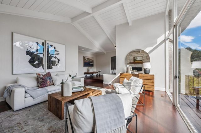 354 Devonshire Boulevard, San Carlos, CA 94070