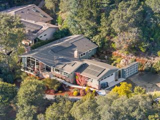 354 Devonshire Boulevard, San Carlos, CA 94070