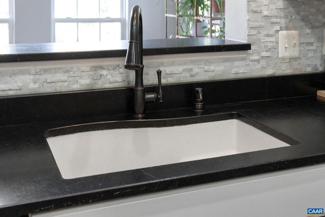 10109 POND CT, Gordonsville, VA 22942