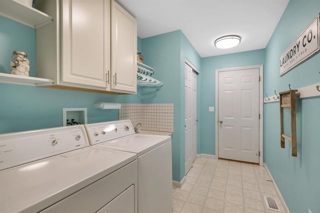 4305 Bedford Oaks Court, Wentzville, MO 63385