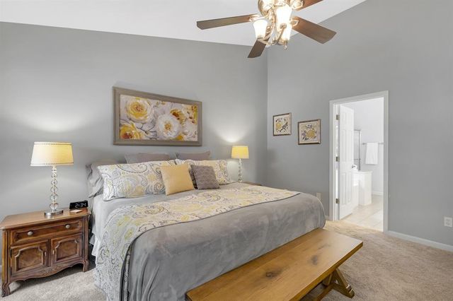 4305 Bedford Oaks Court, Wentzville, MO 63385
