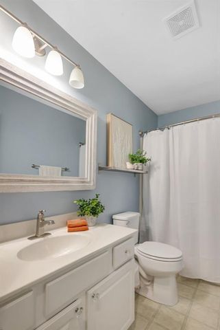 4305 Bedford Oaks Court, Wentzville, MO 63385