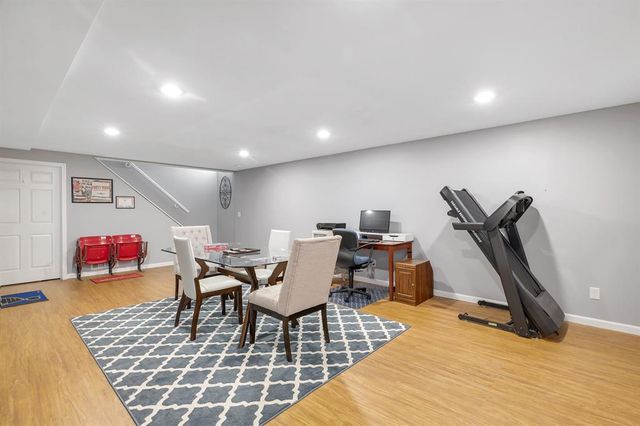 4305 Bedford Oaks Court, Wentzville, MO 63385
