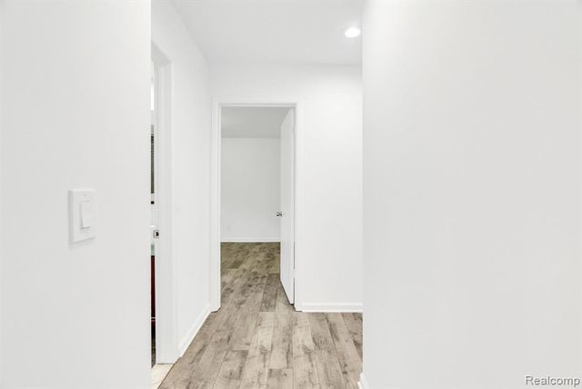 36939 Heatherton Drive, Farmington, MI 48335