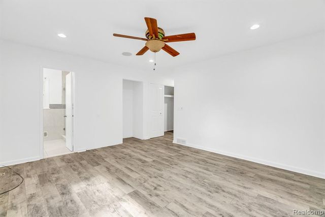 36939 Heatherton Drive, Farmington, MI 48335