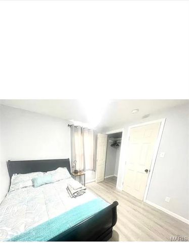 6828 Magnolia Avenue, St Louis, MO 63143