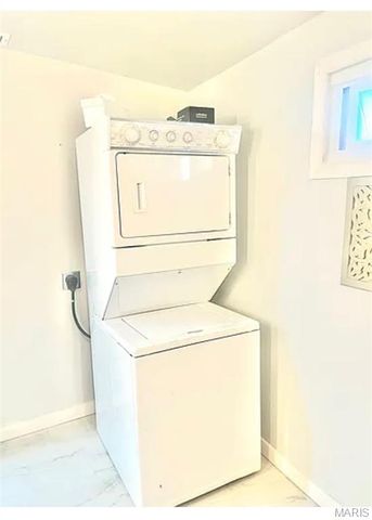 6828 Magnolia Avenue, St Louis, MO 63143