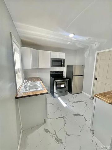 6828 Magnolia Avenue, St Louis, MO 63143