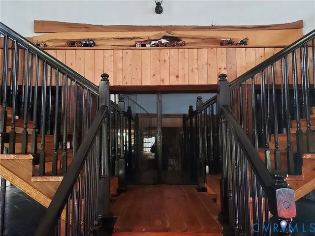 6430 River Rd, Columbia, VA 23038