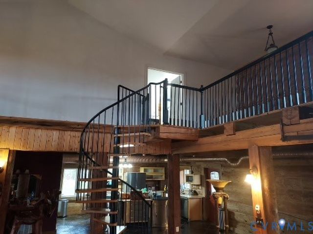 6430 River Rd, Columbia, VA 23038