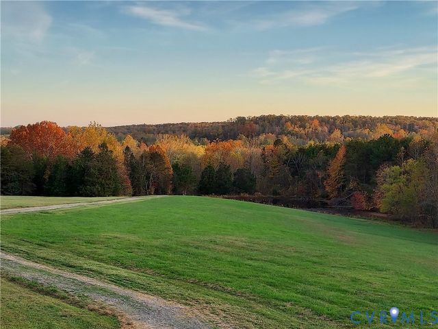 6430 River Rd, Columbia, VA 23038