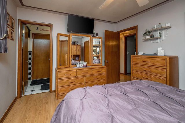 7726 N 49th STREET, Brown Deer, WI 53223