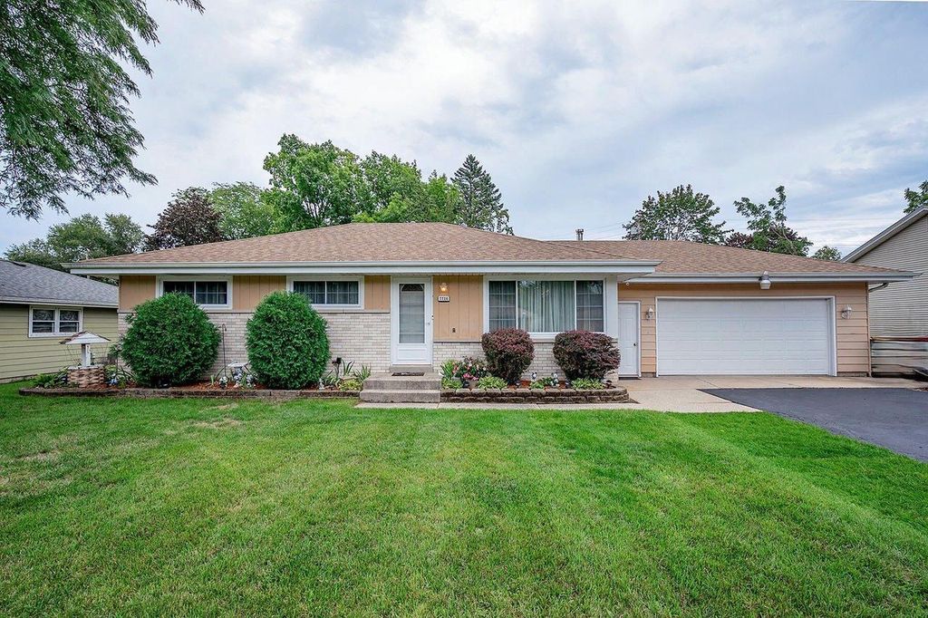 7726 N 49th STREET, Brown Deer, WI 53223