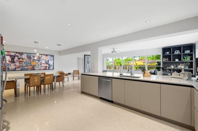 1700 N 48th Ave, Hollywood, FL 33021