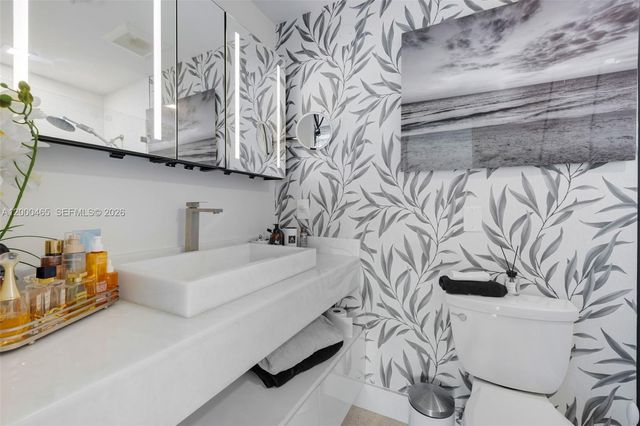 1700 N 48th Ave, Hollywood, FL 33021