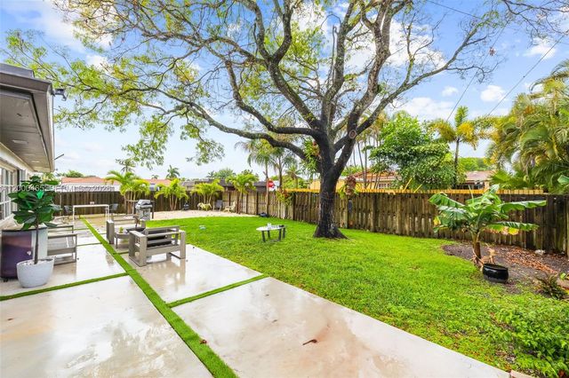 1700 N 48th Ave, Hollywood, FL 33021