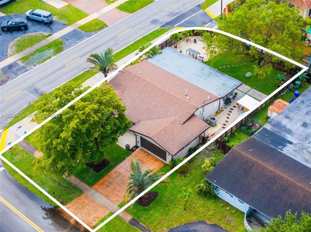 1700 N 48th Ave, Hollywood, FL 33021