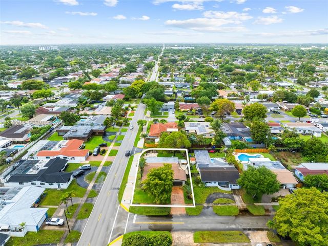1700 N 48th Ave, Hollywood, FL 33021