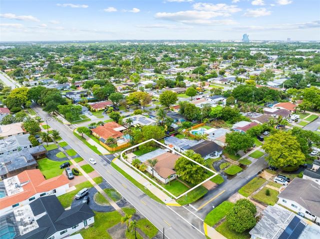 1700 N 48th Ave, Hollywood, FL 33021