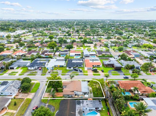 1700 N 48th Ave, Hollywood, FL 33021