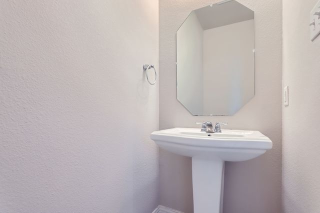 301 E Lamar Street 14, Mckinney, TX 75069