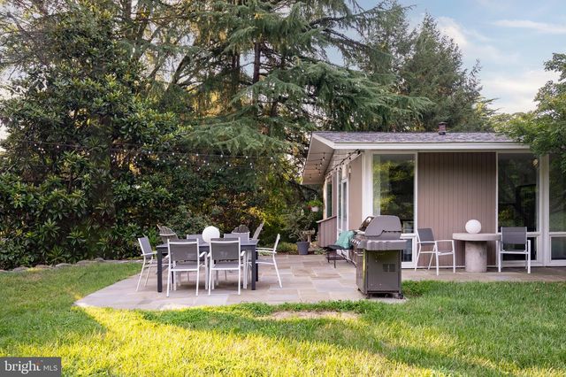 2311 GLASGOW RD, Alexandria, VA 22307