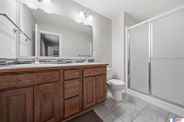 3102 King Ridge Court, Lincoln, NE 68504