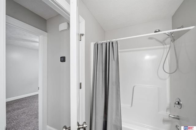 3102 King Ridge Court, Lincoln, NE 68504