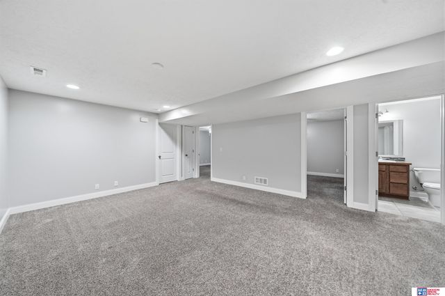 3102 King Ridge Court, Lincoln, NE 68504