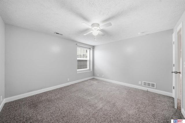 3102 King Ridge Court, Lincoln, NE 68504
