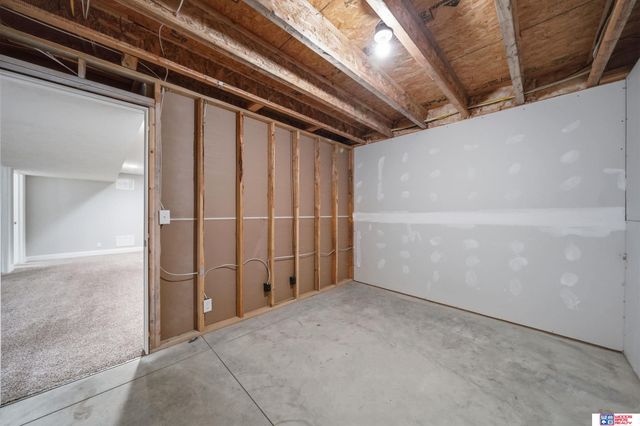3102 King Ridge Court, Lincoln, NE 68504