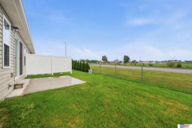 3102 King Ridge Court, Lincoln, NE 68504