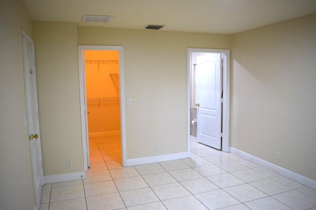 425 PERRY Avenue, Greenacres, FL 33463