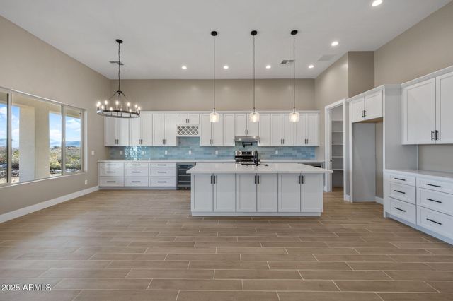 15900 E LONE FOX Trail, Dewey, AZ 86327