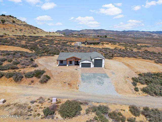 15900 E LONE FOX Trail, Dewey, AZ 86327