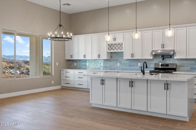 15900 E LONE FOX Trail, Dewey, AZ 86327