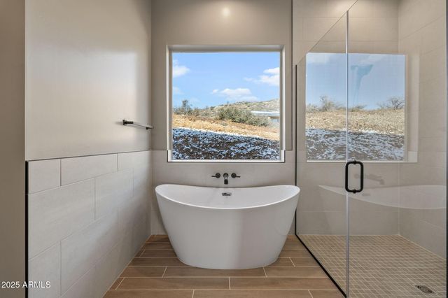 15900 E LONE FOX Trail, Dewey, AZ 86327