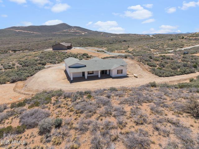 15900 E LONE FOX Trail, Dewey, AZ 86327